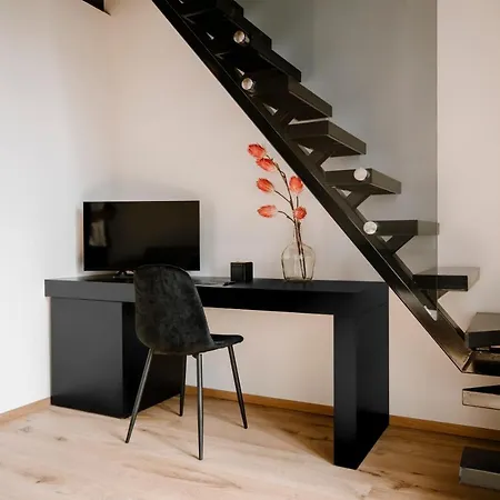 Bed and Breakfast Palazzo Garibaldi - Boutique Μπαρλέτα