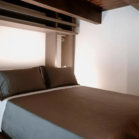 Palazzo Garibaldi - Boutique Couette-café 4*